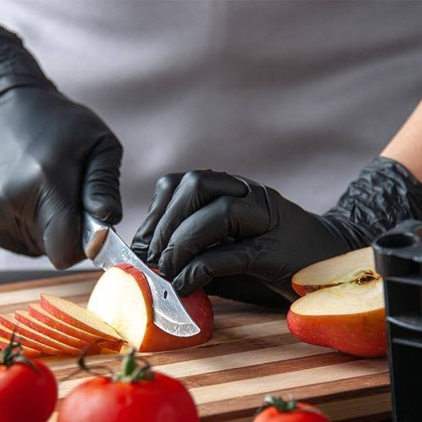 Should Chefs Wear Disposable Gloves?