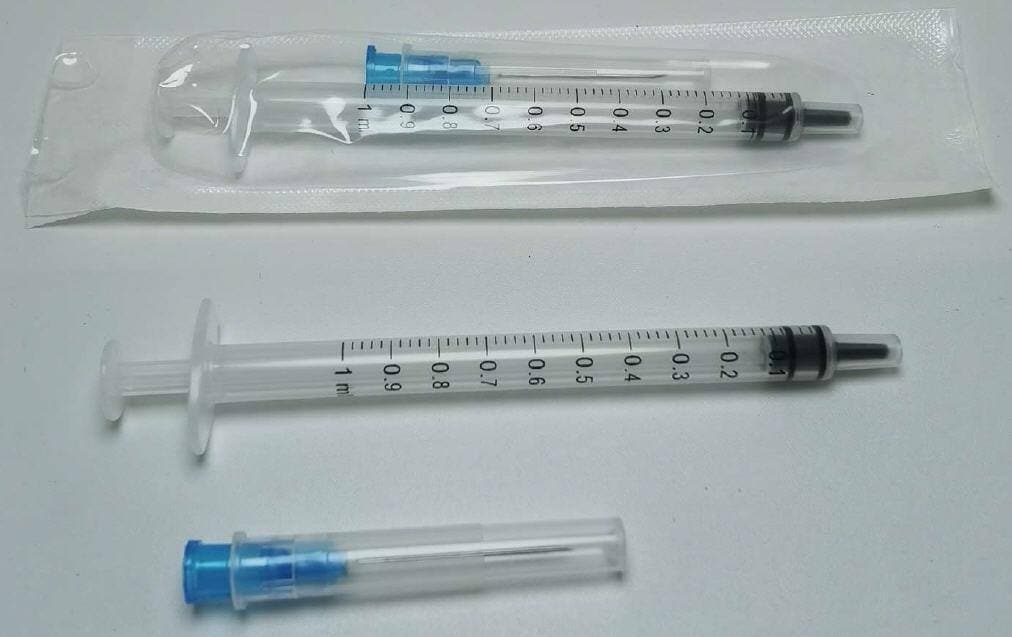 U&U 3cc Syringe with Needle (Box of 100) – VizoCare